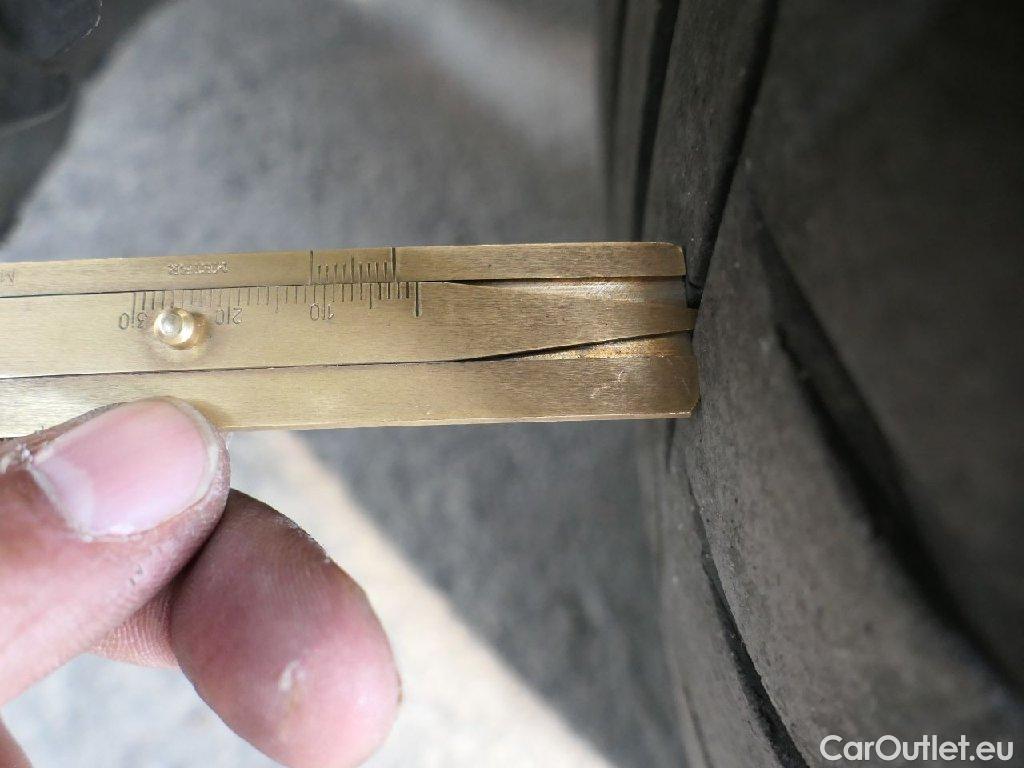 Skoda  Octavia  Combi RS 2.0 TDI 147KW AT7 E6d #25