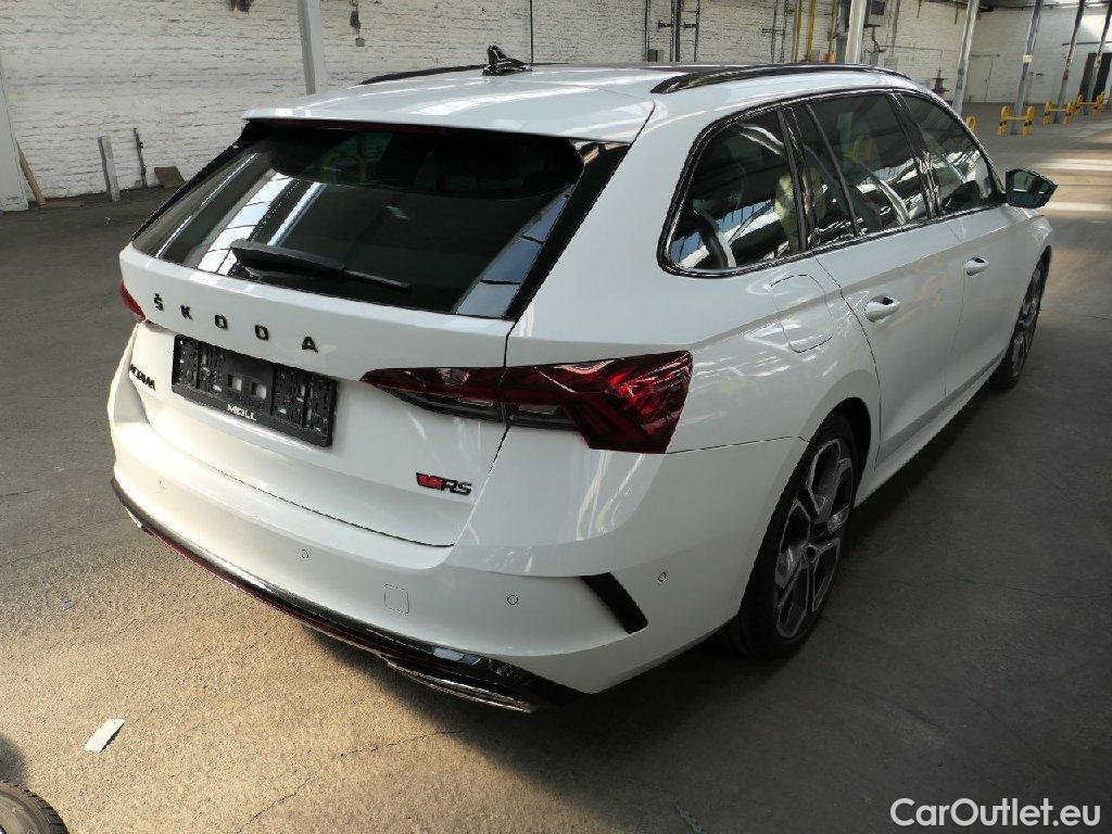 Skoda  Octavia  Combi RS 2.0 TDI 147KW AT7 E6d #2