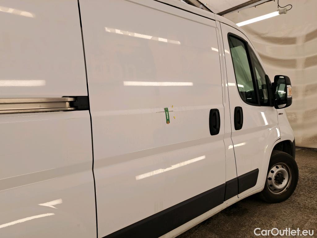  Fiat  Ducato FIAT   2014  4P  Fourgon tôlé 2 3 Multijet 120 3 0 C H1 Business #32