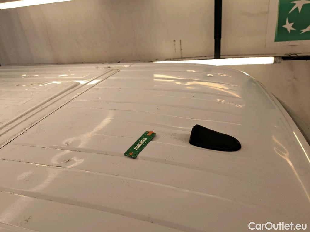  Fiat  Ducato FIAT   2014  4P  Fourgon tôlé 2 3 Multijet 120 3 0 C H1 Business #7