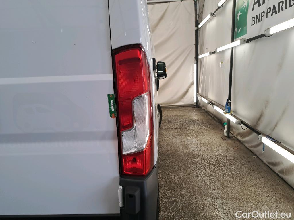  Fiat  Ducato FIAT   2014  4P  Fourgon tôlé 2 3 Multijet 120 3 0 C H1 Business #28