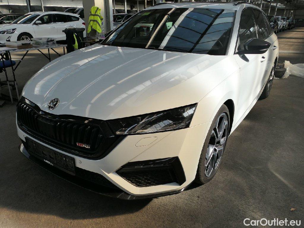 Skoda  Octavia  Combi RS 2.0 TDI 147KW AT7 E6d #1
