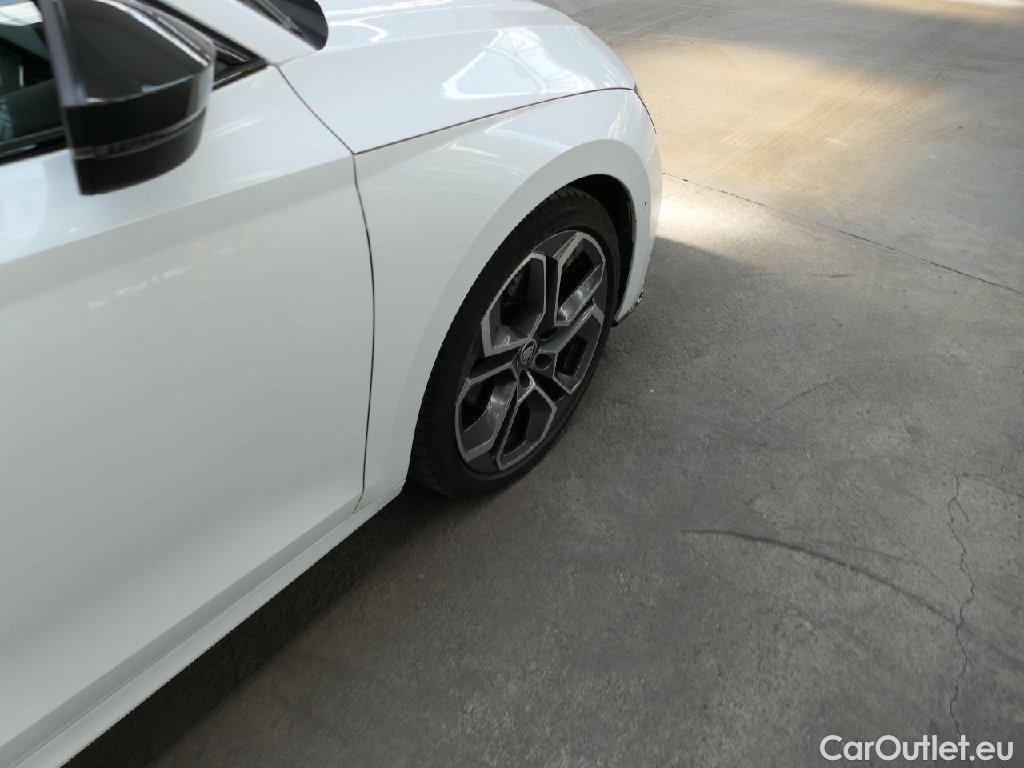Skoda  Octavia  Combi RS 2.0 TDI 147KW AT7 E6d #20