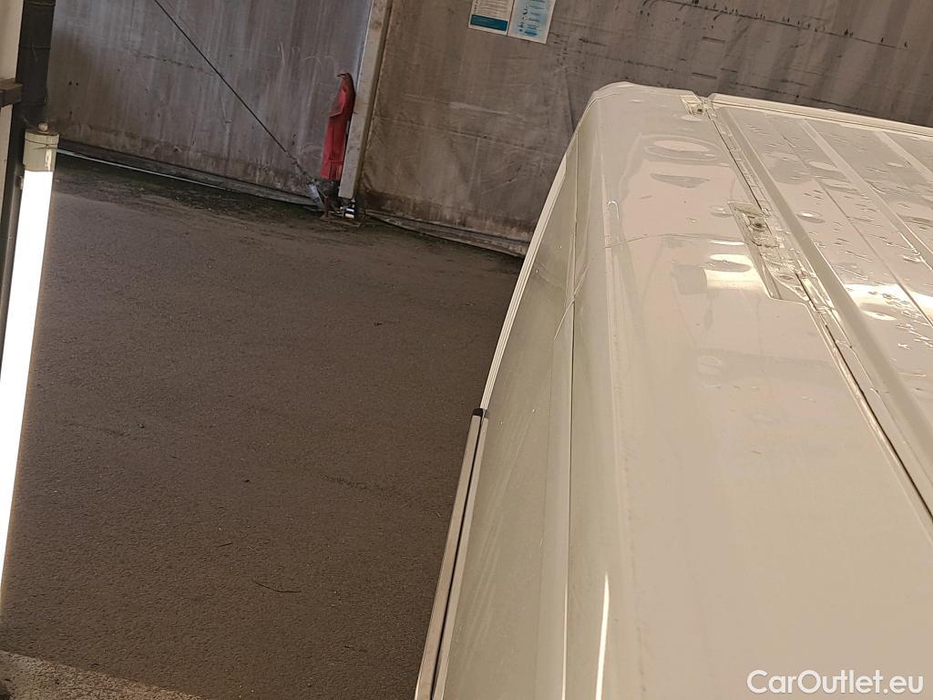  Fiat  Ducato FIAT   2014  4P  Fourgon tôlé 2 3 Multijet 120 3 0 C H1 Business #69