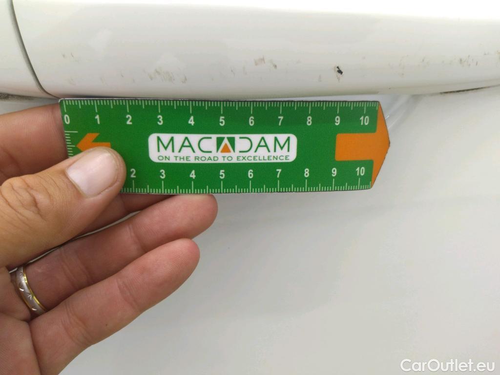 Citroen  C3  Société Feel Nav 1.5 BlueHDI 100CV BVM5 E6dT #7