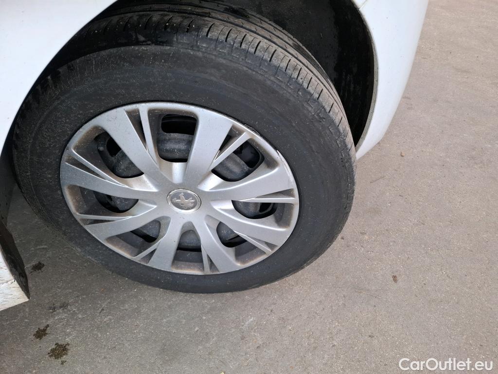  Peugeot  208  Affaire Premium Pack 1.2 80CV BVM5 E6dT #10