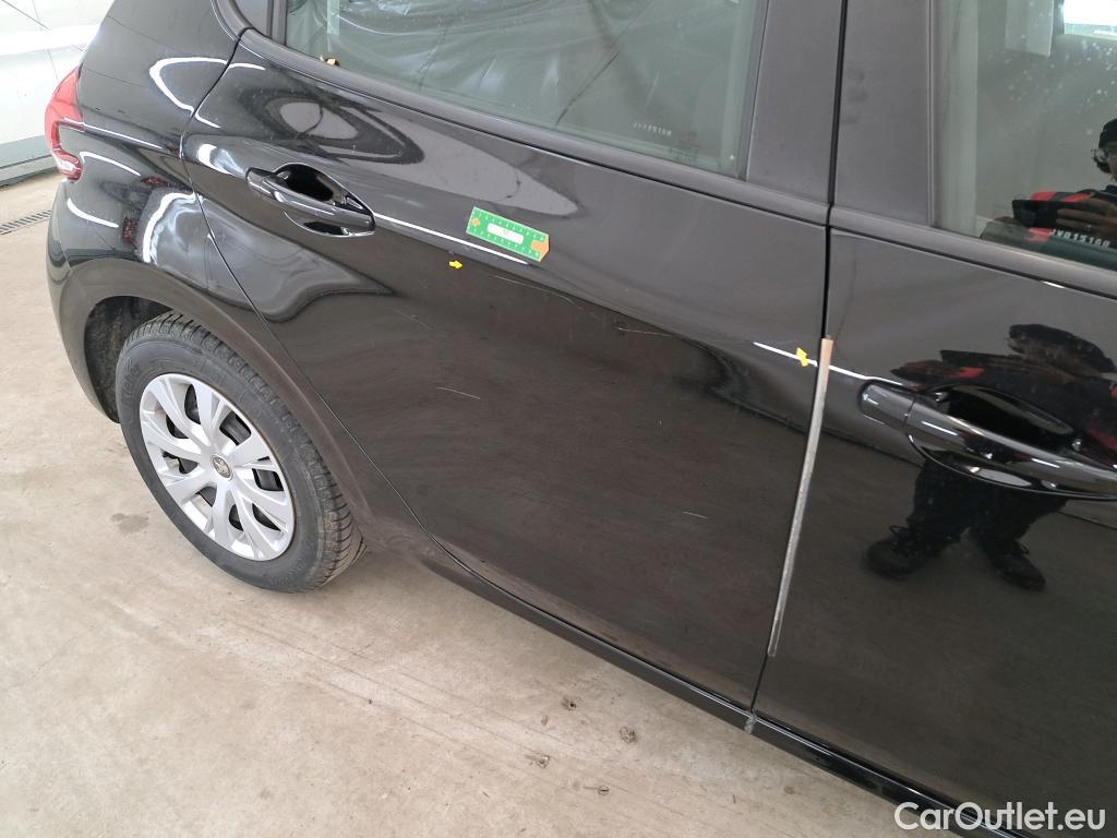  Peugeot  208  Affaire Premium Pack 1.6 HDi 75CV BVM5 E6 #9