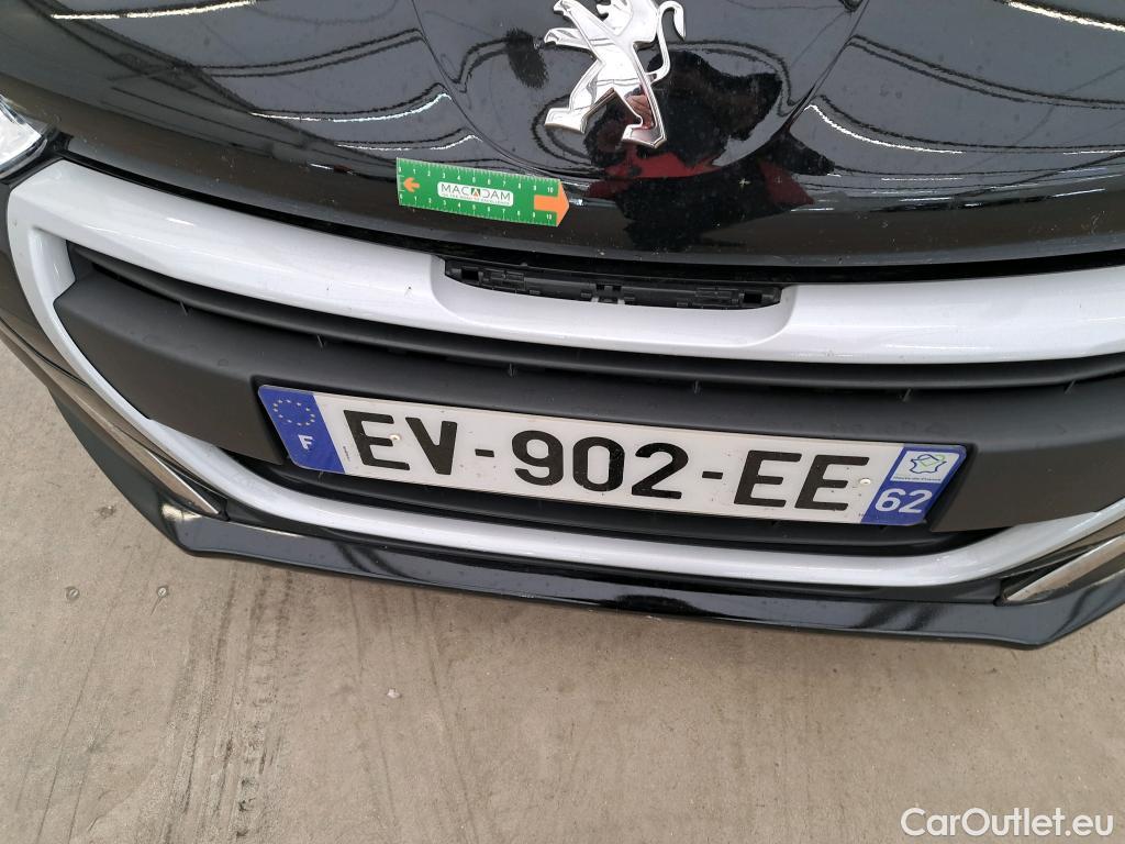  Peugeot  208  Affaire Premium Pack 1.6 HDi 75CV BVM5 E6 #16