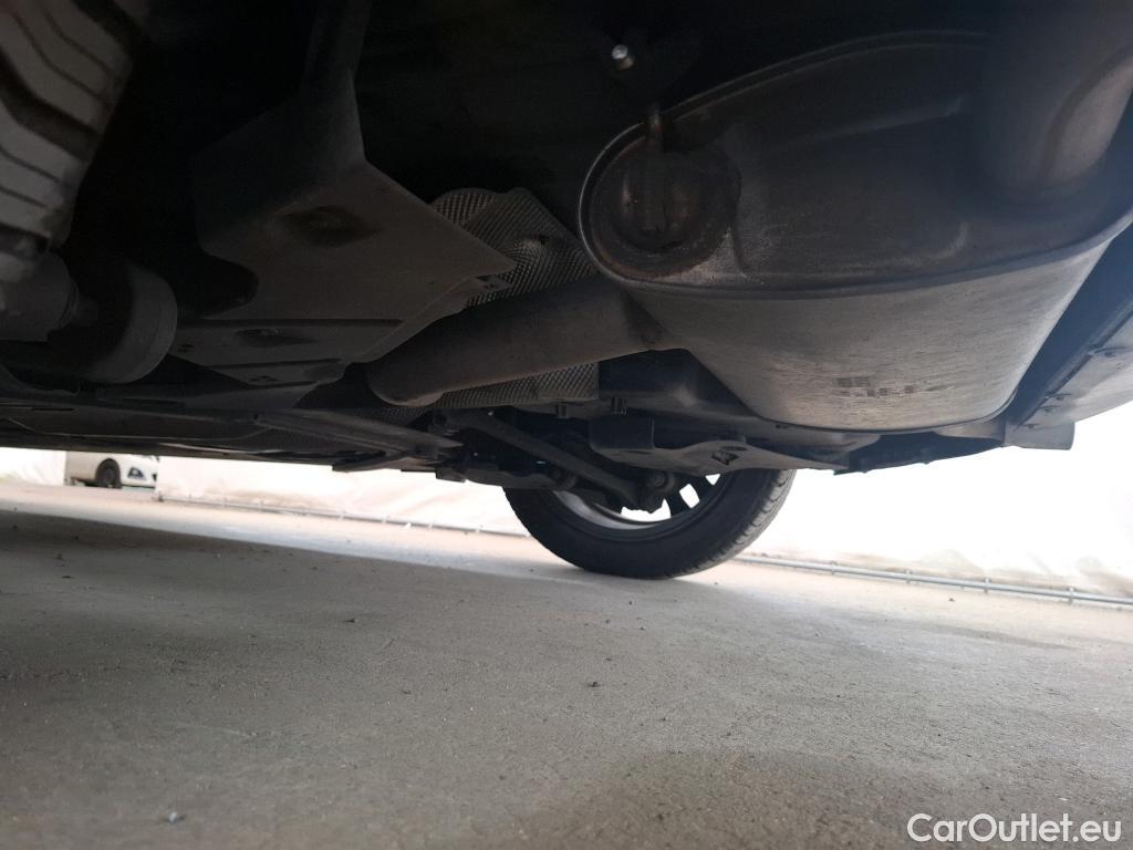  Bmw  Serie 1 Série 1 Berline 118 d Edition Sport 2.0 150CV BVA8 E6d #70