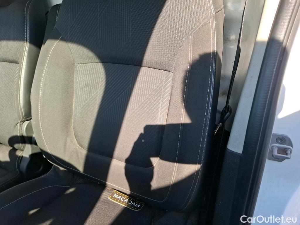 Renault  Trafic RENAULT  / 2014 / 4P / Fourgon tôlé &FG GCF L1H1 1200 dCi 95 E6 #79