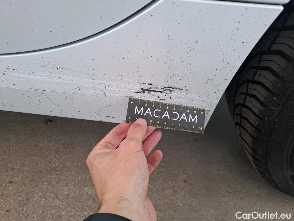  Bmw  Serie 1 Série 1 Berline 118 d Edition Sport 2.0 150CV BVA8 E6d #33