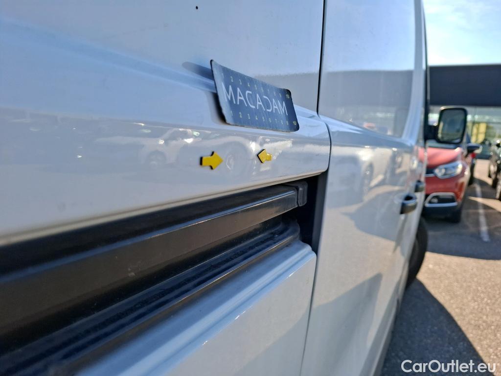 Renault  Trafic RENAULT  / 2014 / 4P / Fourgon tôlé &FG GCF L1H1 1200 dCi 95 E6 #16