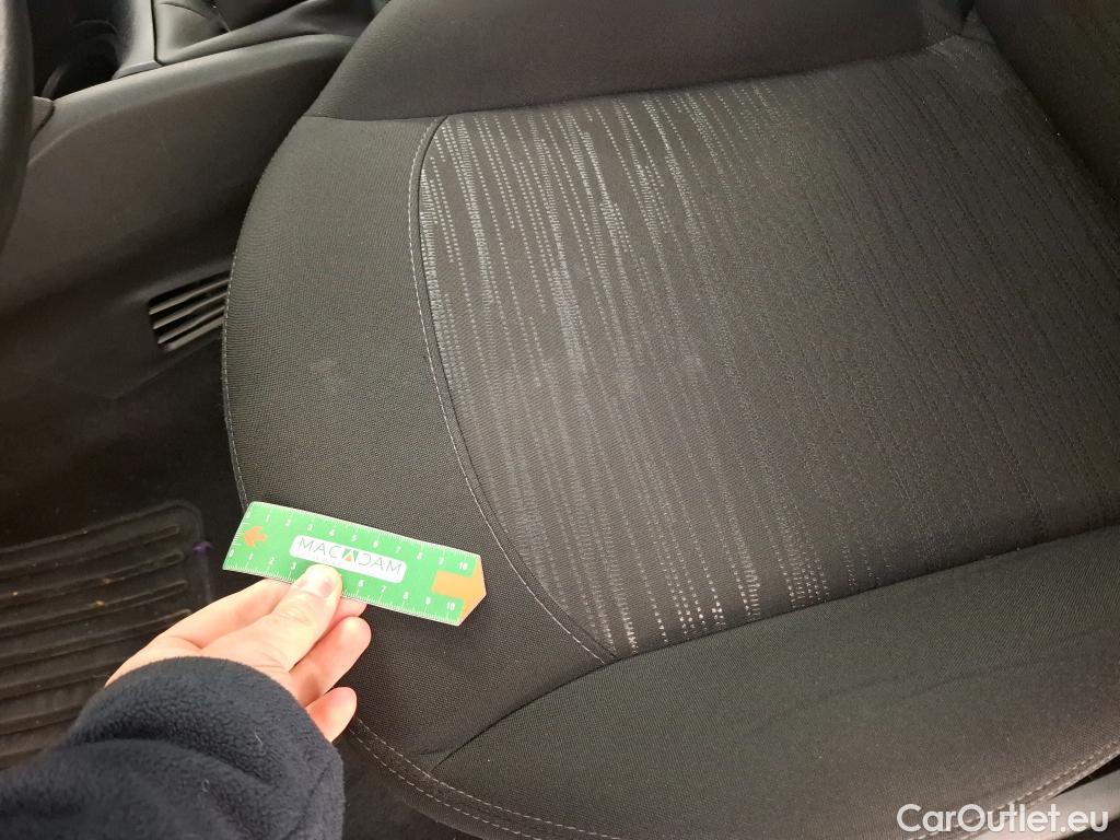  Peugeot  208  Affaire Premium Pack 1.5 HDi 100CV BVM6 E6dT #26