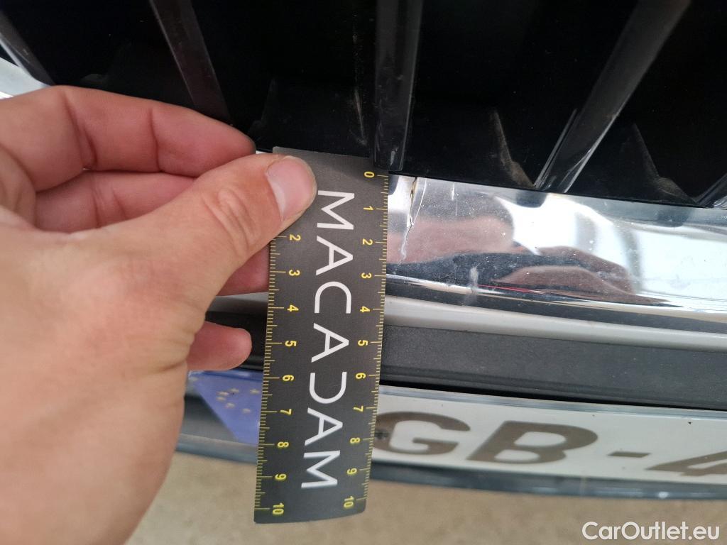  Bmw  Serie 1 Série 1 Berline 118 d Edition Sport 2.0 150CV BVA8 E6d #29