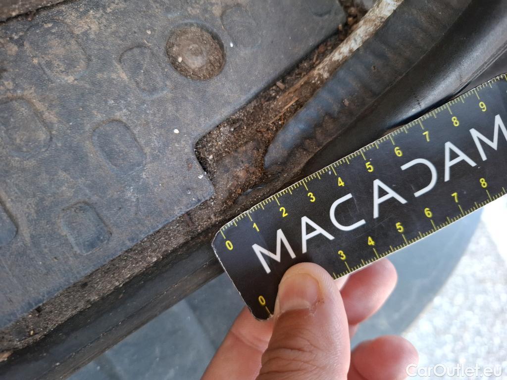 Renault  Trafic RENAULT  / 2014 / 4P / Fourgon tôlé &FG GCF L1H1 1200 dCi 95 E6 #59