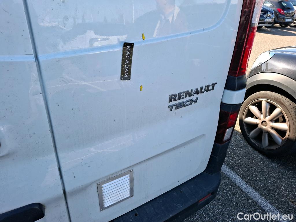 Renault  Trafic RENAULT  / 2014 / 4P / Fourgon tôlé &FG GCF L1H1 1200 dCi 95 E6 #37