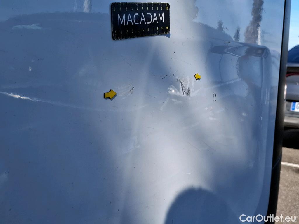 Renault  Trafic RENAULT  / 2014 / 4P / Fourgon tôlé &FG GCF L1H1 1200 dCi 95 E6 #21