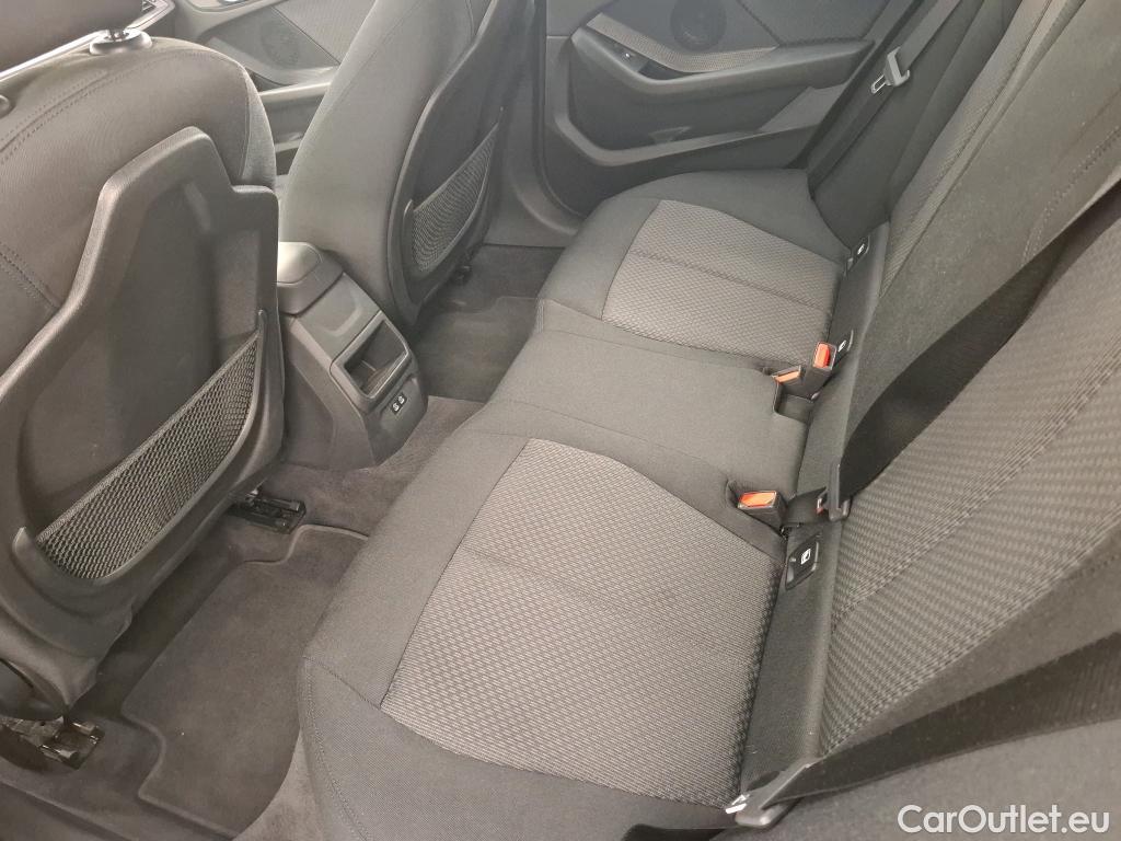  Bmw  Serie 1 BMW Série 1 / 2019 / 5P / Berline 116i Business Design #18