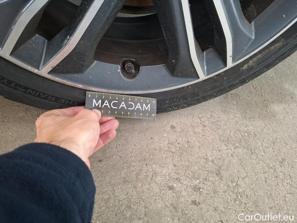  Bmw  Serie 1 Série 1 Berline 118 d Edition Sport 2.0 150CV BVA8 E6d #45