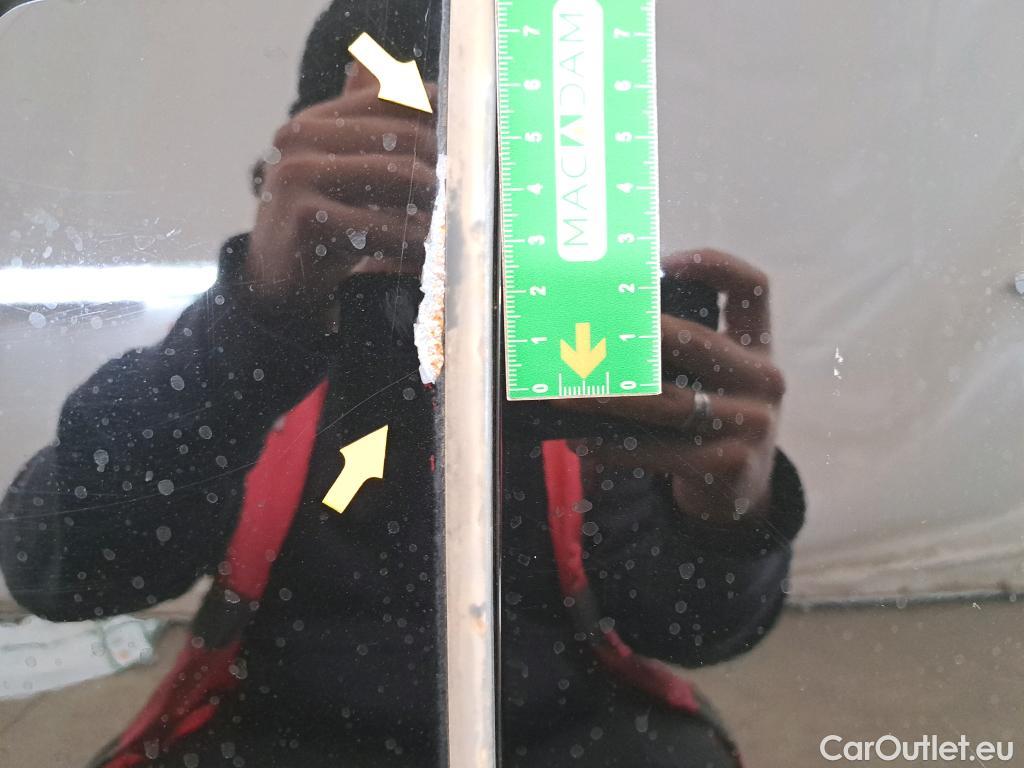  Peugeot  208  Affaire Premium Pack 1.6 HDi 75CV BVM5 E6 #3