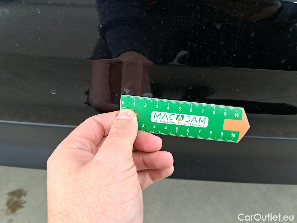  Peugeot  208  Affaire Premium Pack 1.6 HDi 75CV BVM5 E6 #24