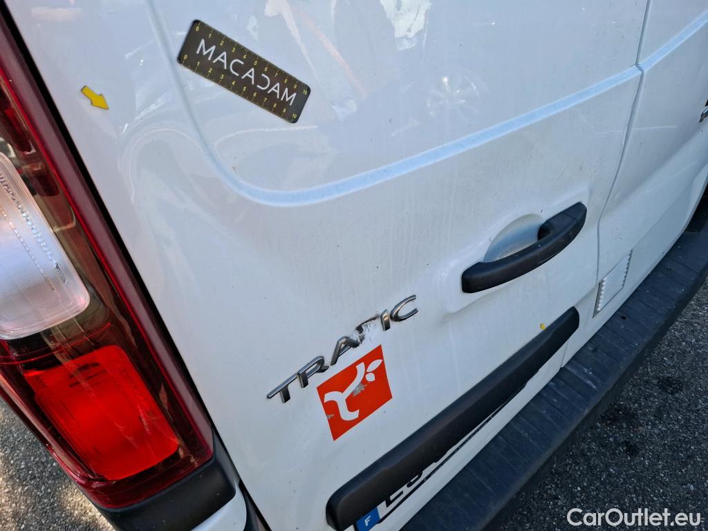 Renault  Trafic RENAULT  / 2014 / 4P / Fourgon tôlé &FG GCF L1H1 1200 dCi 95 E6 #2