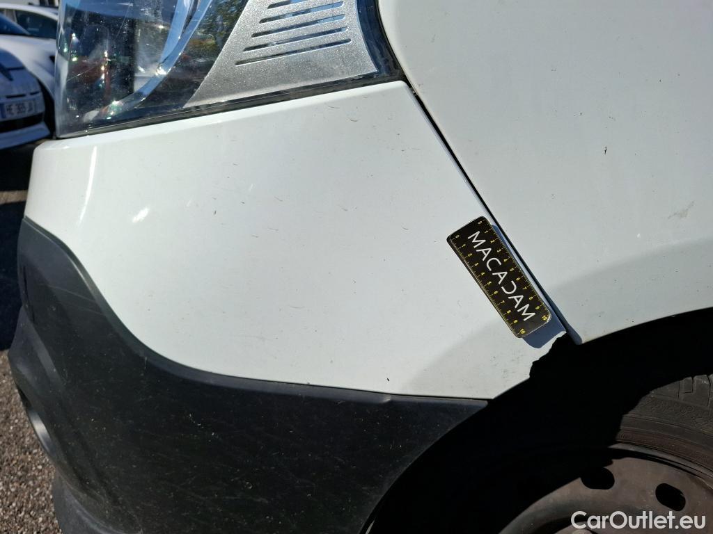 Renault  Trafic RENAULT  / 2014 / 4P / Fourgon tôlé &FG GCF L1H1 1200 dCi 95 E6 #11