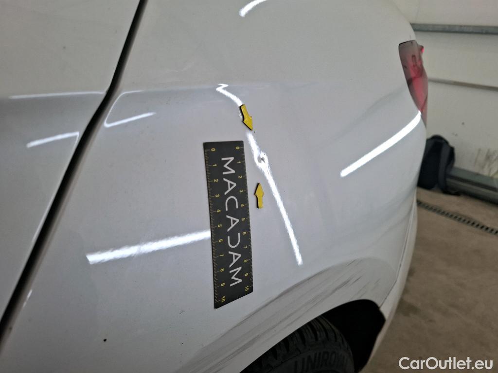  Bmw  Serie 1 Série 1 Berline 118 d Edition Sport 2.0 150CV BVA8 E6d #23