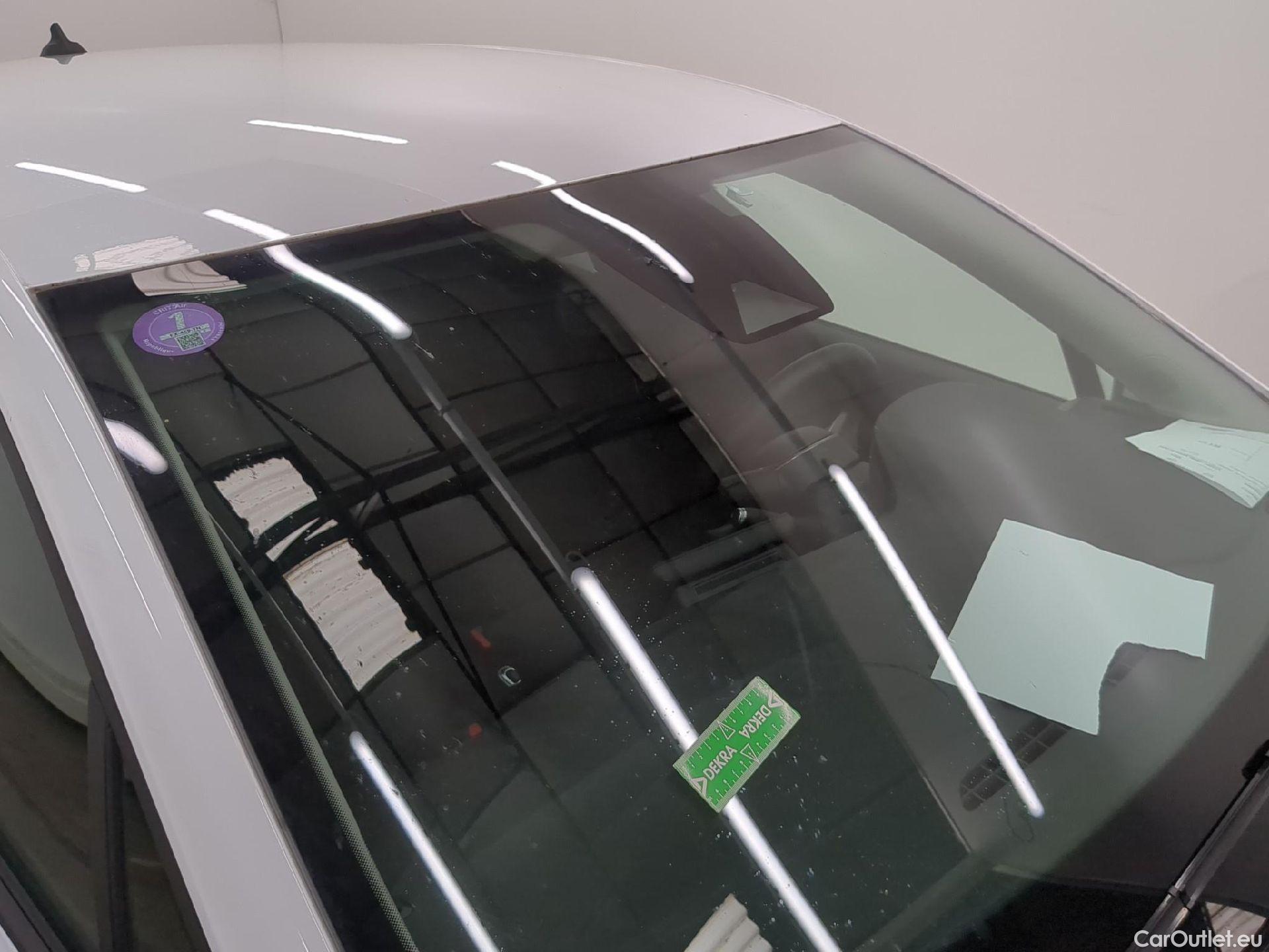  Renault  Clio  V Business 1.6 E-TECH Hybrid 140CV BVA6 E6d #2