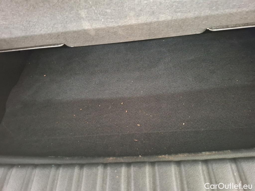  Bmw  Serie 1 Série 1 Berline 118 d Edition Sport 2.0 150CV BVA8 E6d #61