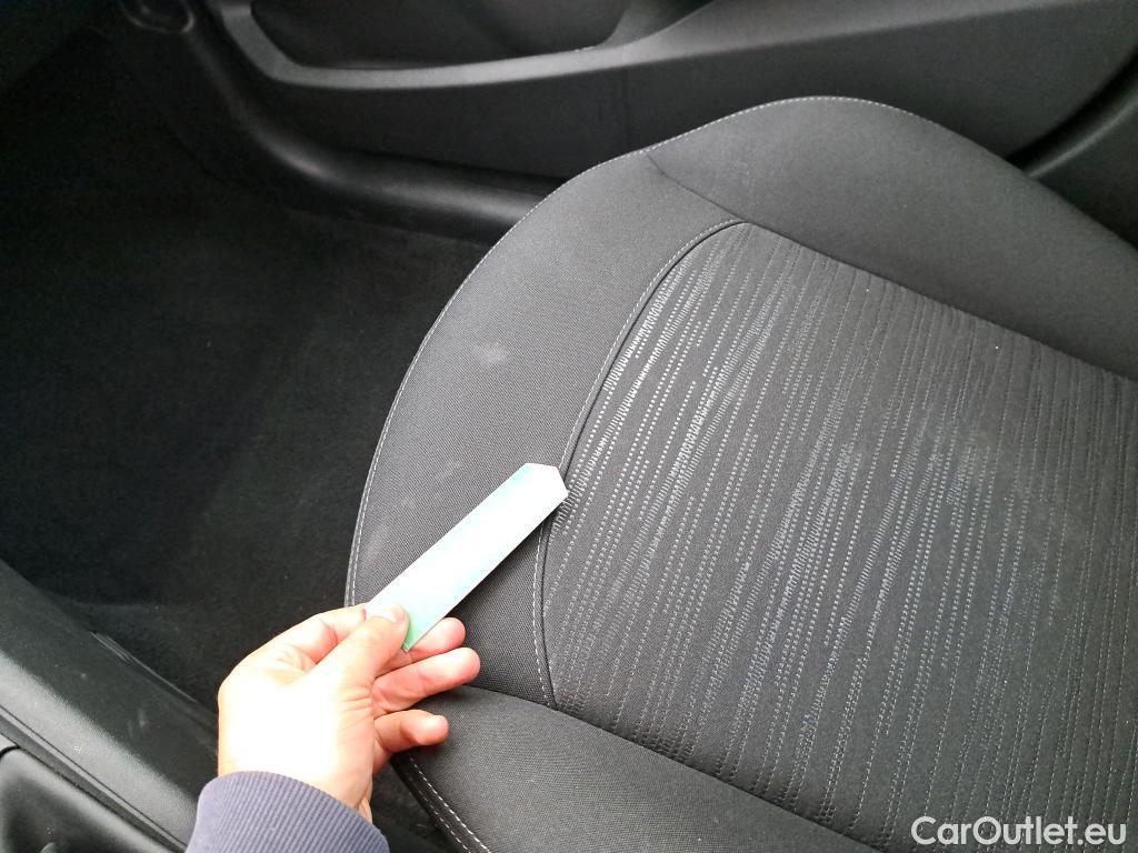  Peugeot  208  Affaire Premium Pack 1.6 HDi 75CV BVM5 E6 #21