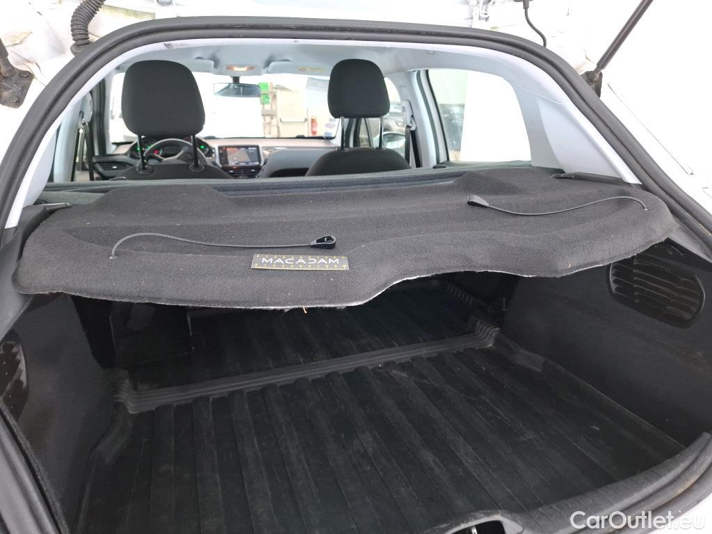  Peugeot  208  Affaire Premium Pack 1.2 80CV BVM5 E6dT #8