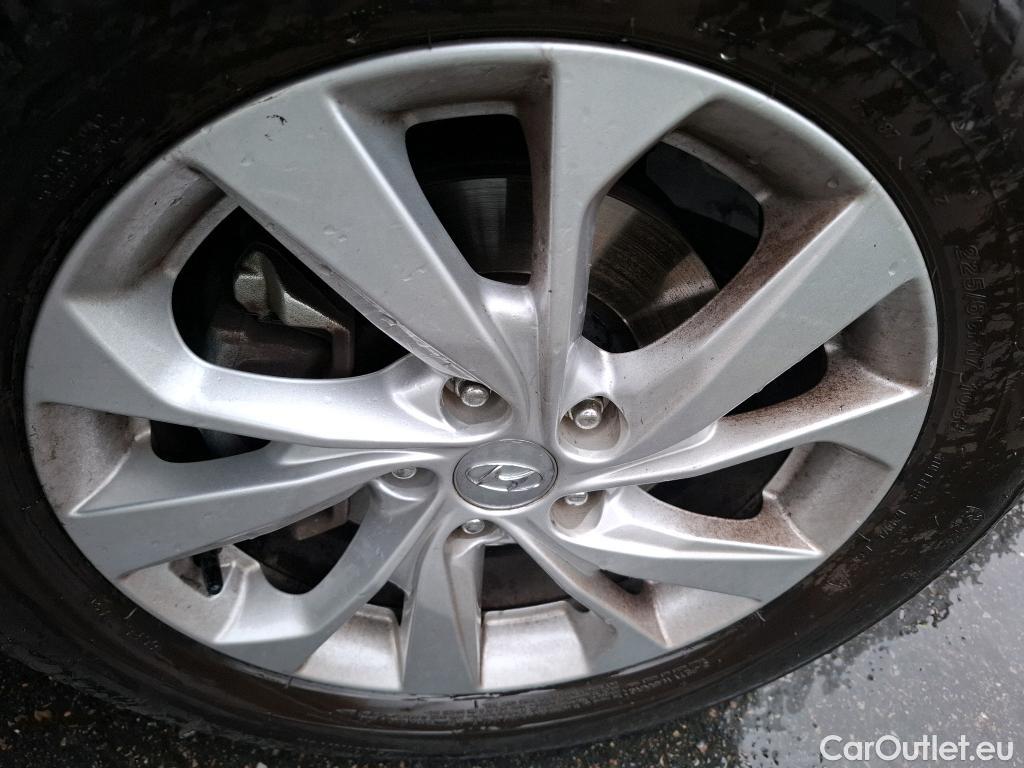  Hyundai  Tucson HYUNDAI  / 2018 / 5P / SUV 1.6 CRDI 136 HYBRID 48V DCT-7 BUSINESS #26