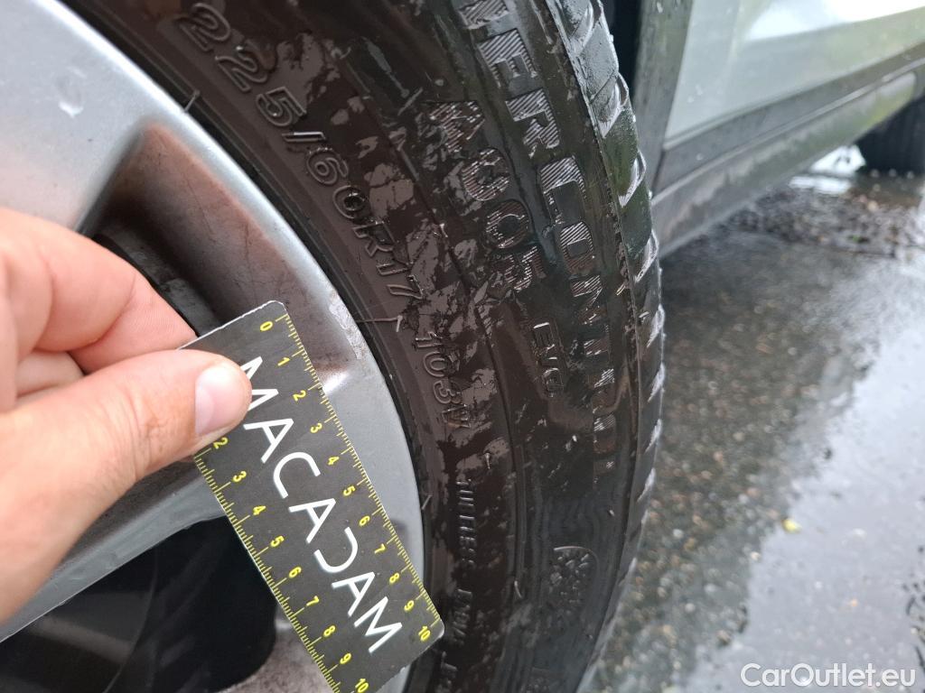  Hyundai  Tucson HYUNDAI  / 2018 / 5P / SUV 1.6 CRDI 136 HYBRID 48V DCT-7 BUSINESS #27