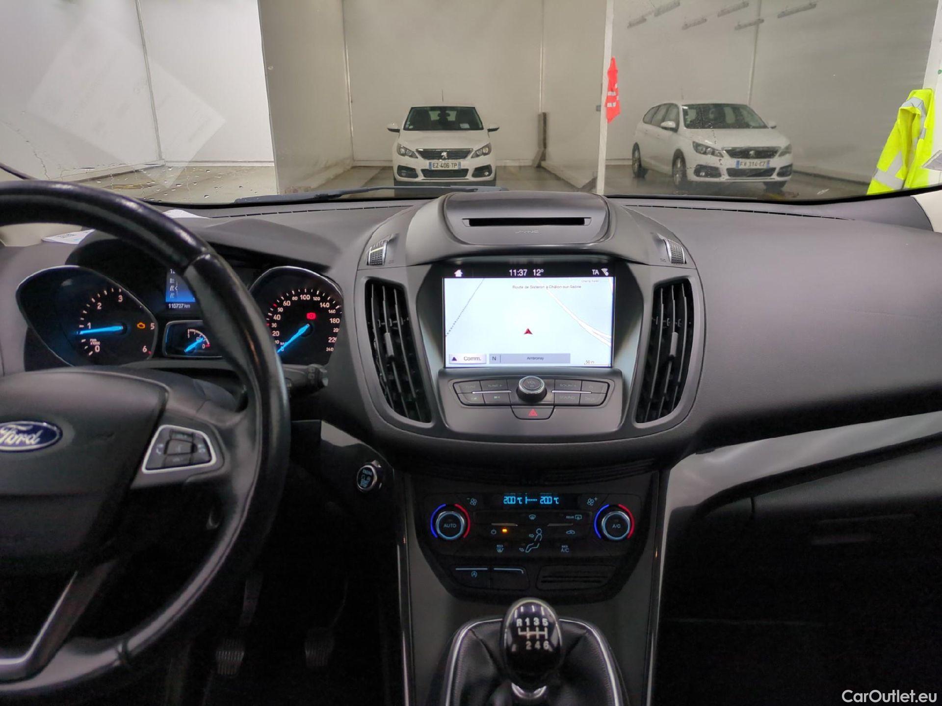 Ford  Kuga  Titanium 1.5 TDCi 120CV BVM6 E6 #7