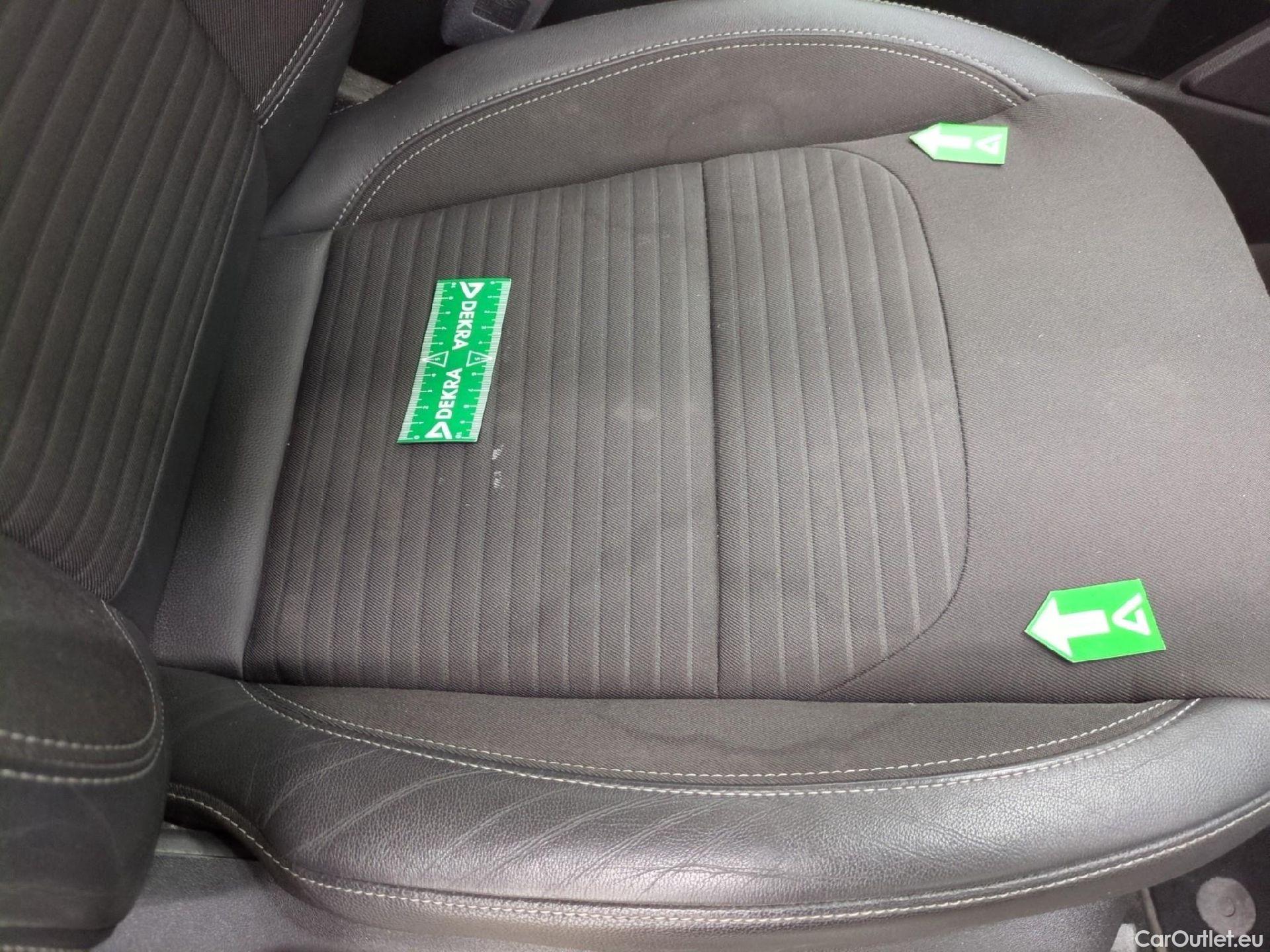 Ford  Kuga  Titanium 1.5 TDCi 120CV BVM6 E6 #17