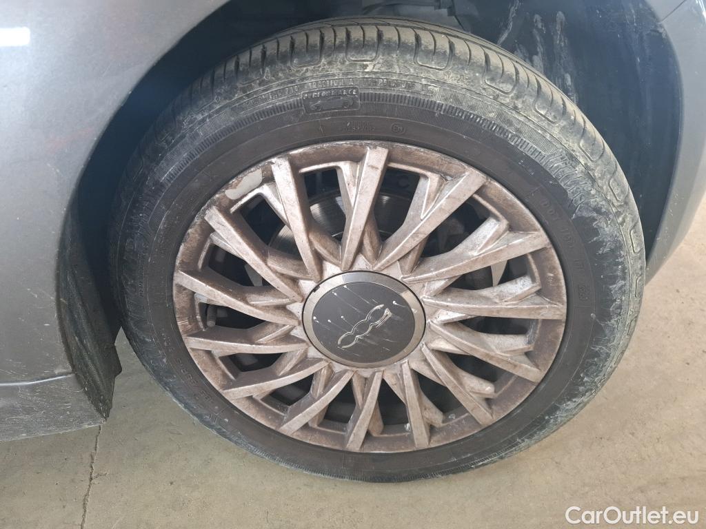  Fiat  500 FIAT  / 2015 3P  Berline Hybrid 10 BSG 70 ch Dolcevita #21