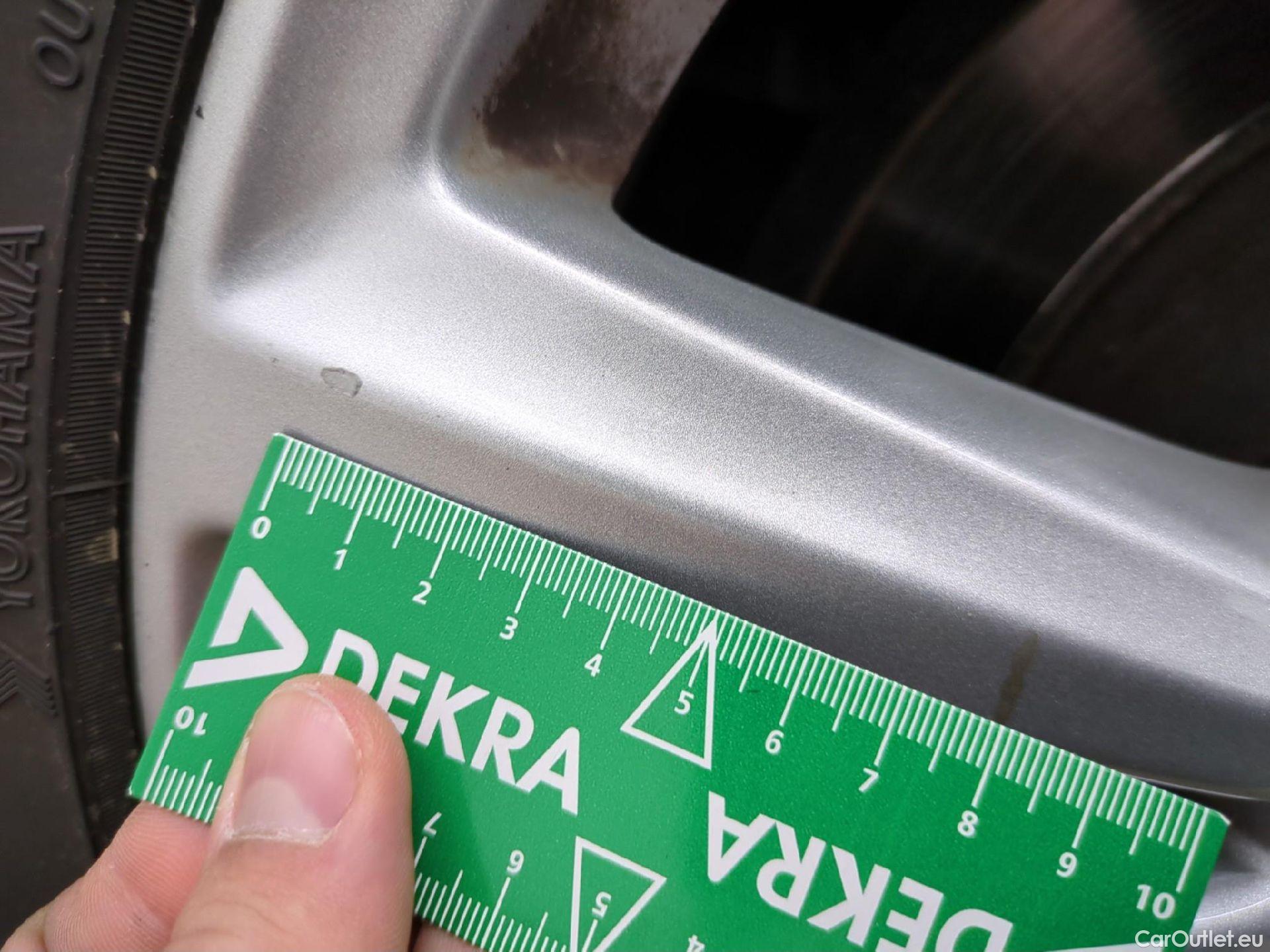 Ford  Kuga  Titanium 1.5 TDCi 120CV BVM6 E6 #12