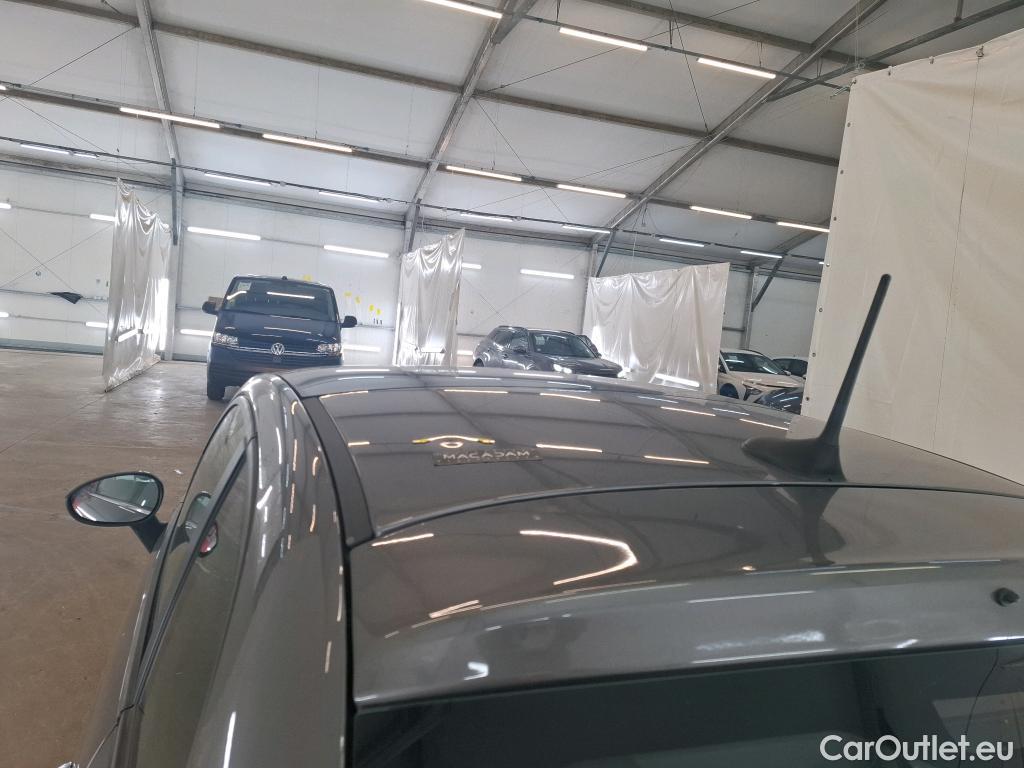  Fiat  500 FIAT  / 2015 3P  Berline Hybrid 10 BSG 70 ch Dolcevita #2