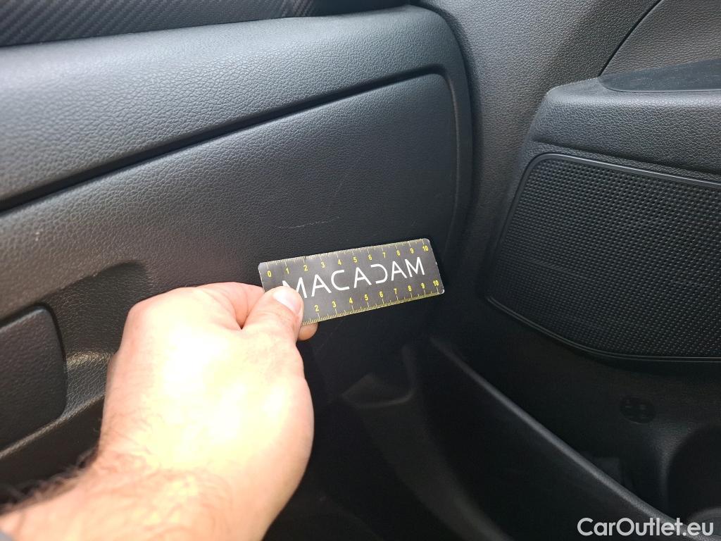  Hyundai  Tucson HYUNDAI  / 2018 / 5P / SUV 1.6 CRDI 136 HYBRID 48V DCT-7 BUSINESS #16