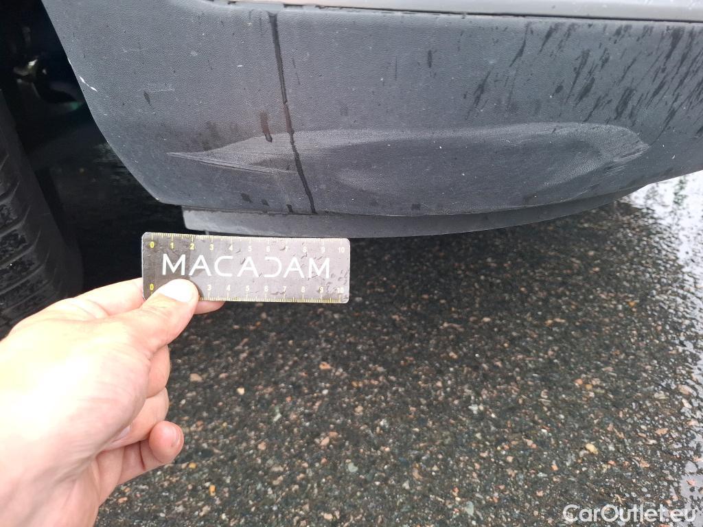  Hyundai  Tucson HYUNDAI  / 2018 / 5P / SUV 1.6 CRDI 136 HYBRID 48V DCT-7 BUSINESS #36