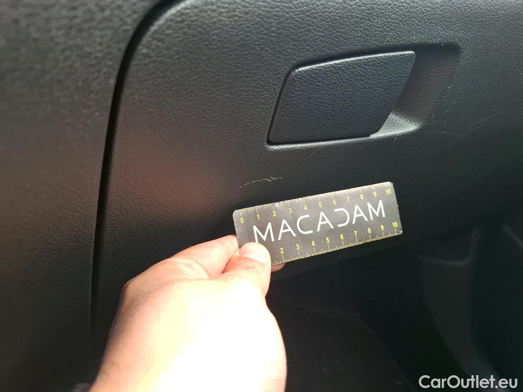  Hyundai  Tucson HYUNDAI  / 2018 / 5P / SUV 1.6 CRDI 136 HYBRID 48V DCT-7 BUSINESS #17