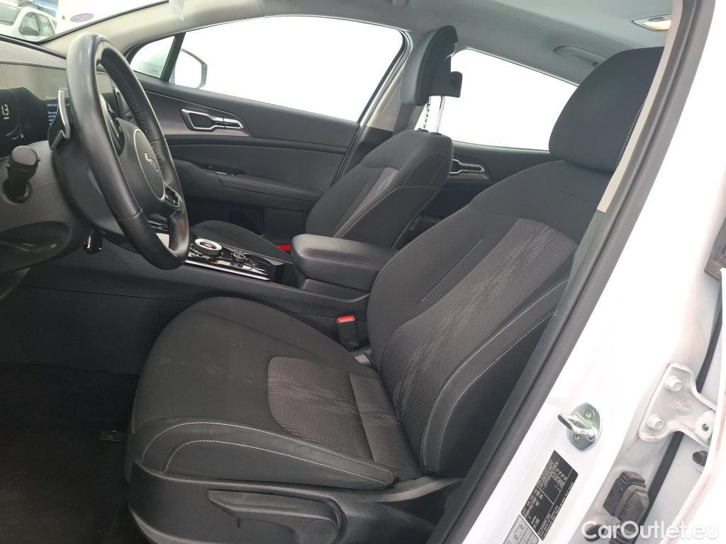 KIA  Sportage KIA  / 2021 / 5P / SUV 1.6 T-GDI 265 PHEV AUTO 4WD ACTIVE BUSIN #8