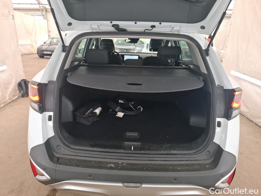 KIA  Sportage KIA  / 2021 / 5P / SUV 1.6 T-GDI 265 PHEV AUTO 4WD ACTIVE BUSIN #10