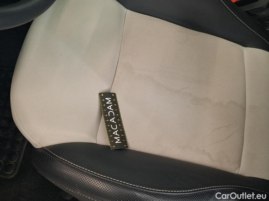  Fiat  500 FIAT  / 2015 3P  Berline Hybrid 10 BSG 70 ch Dolcevita #29