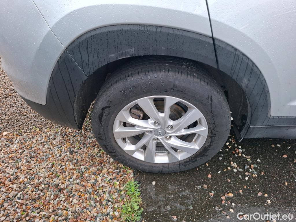  Hyundai  Tucson HYUNDAI  / 2018 / 5P / SUV 1.6 CRDI 136 HYBRID 48V DCT-7 BUSINESS #28