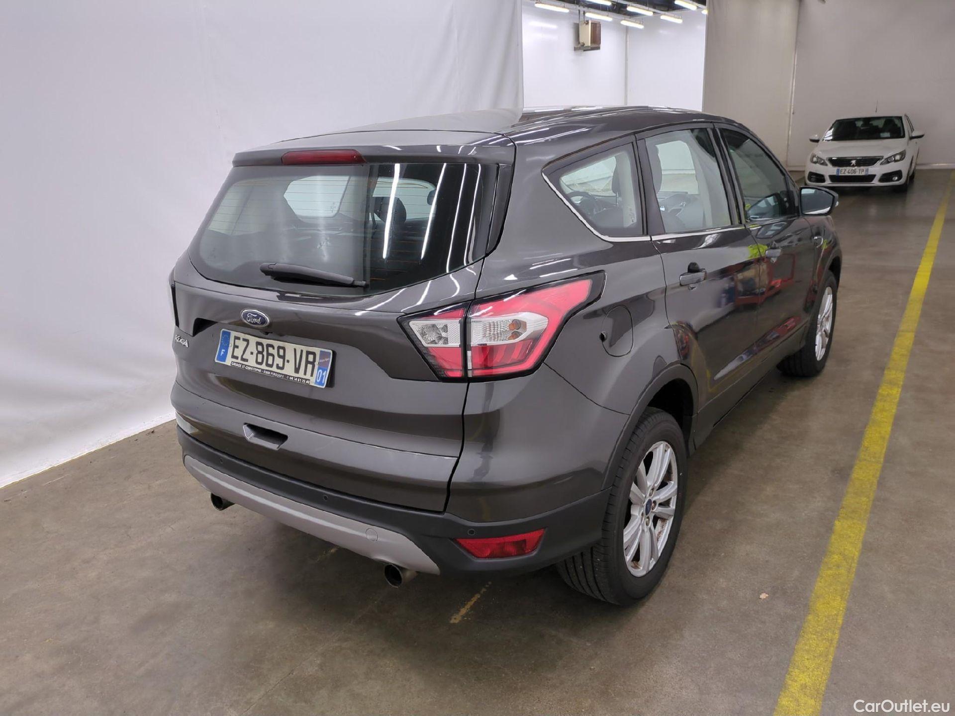 Ford  Kuga  Titanium 1.5 TDCi 120CV BVM6 E6 #3