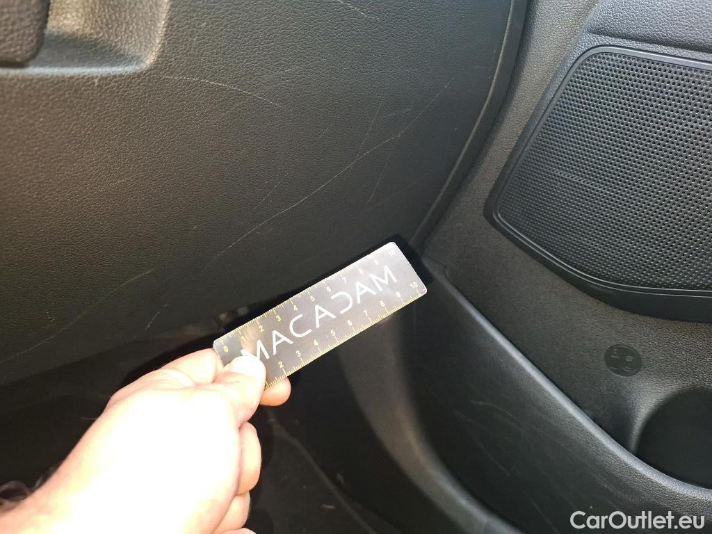  Hyundai  Tucson HYUNDAI  / 2018 / 5P / SUV 1.6 CRDI 136 HYBRID 48V DCT-7 BUSINESS #14