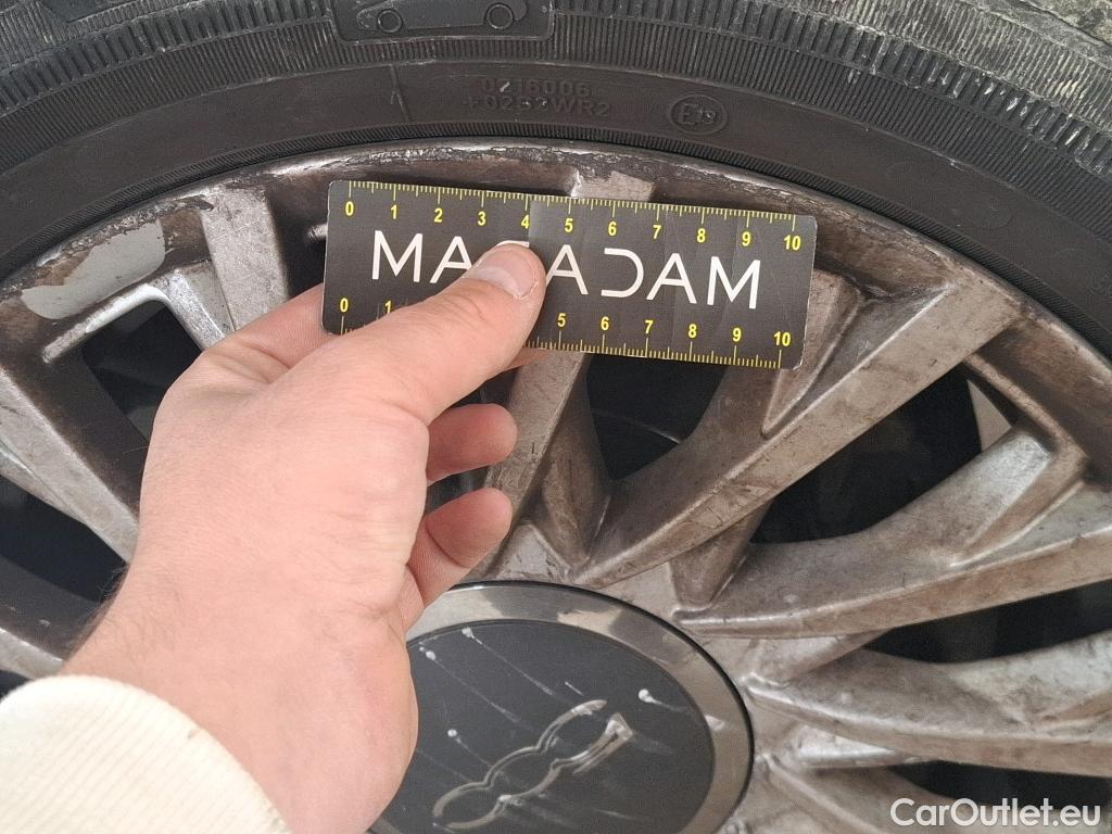  Fiat  500 FIAT  / 2015 3P  Berline Hybrid 10 BSG 70 ch Dolcevita #22