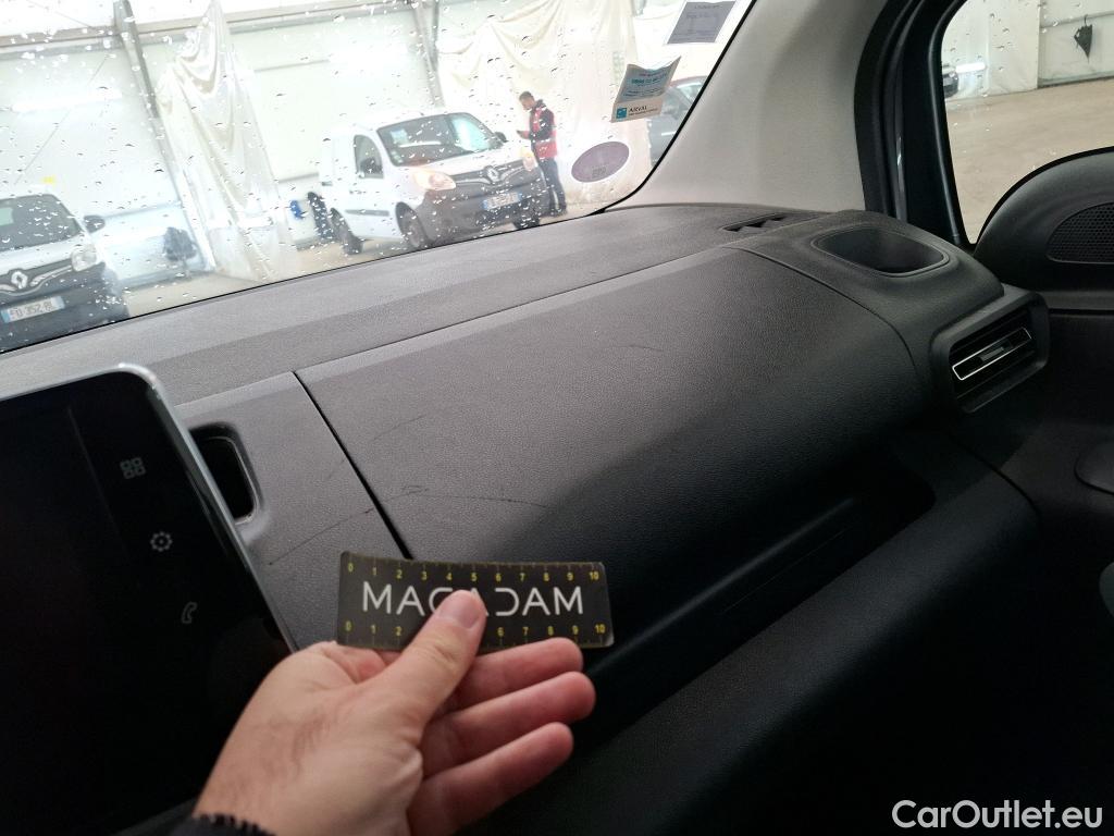 Citroen  Berlingo  Feel M 1.2 PureTech 130CV BVA8 E6d #7